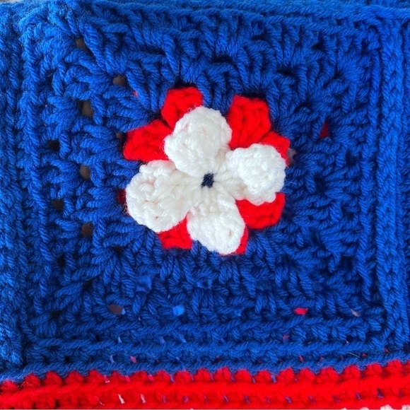 Handmade Patriotic Crochet Afghan 3D Flower Squares Red White Blue Stripe Trim - Picture 5 of 8